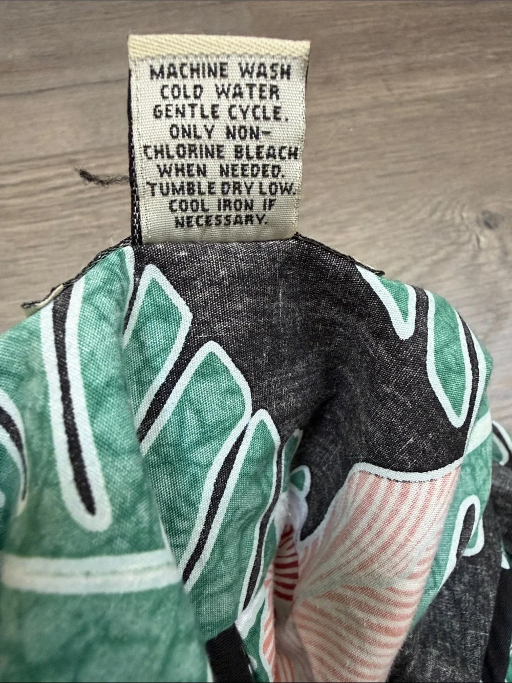 Men's Aloha Button Front Shirt - Picture 7 of 7